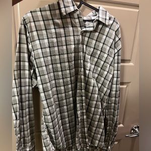 Amazon basics men’s dress shirt